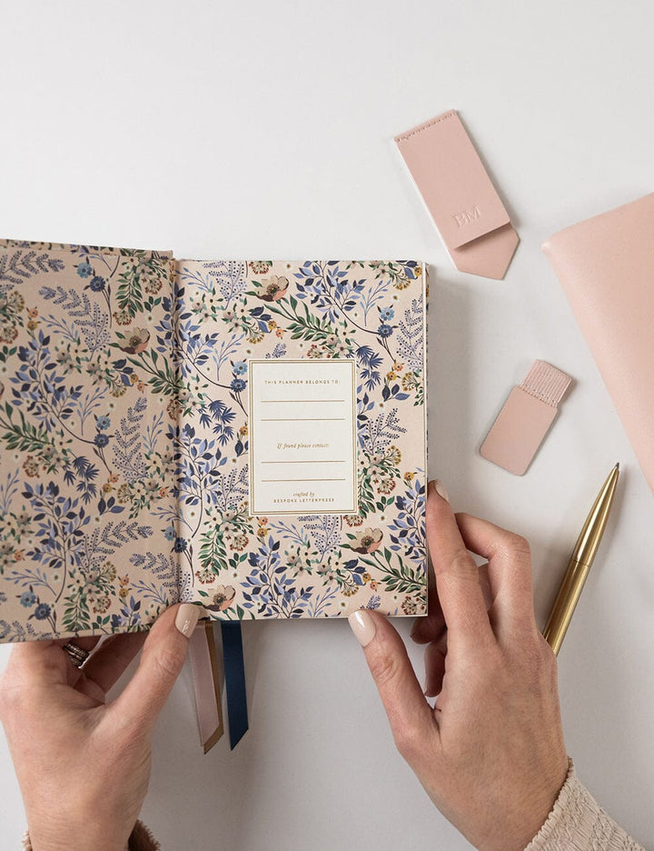 Bespoke Bluebuds Day to a page Linen Planner 2026