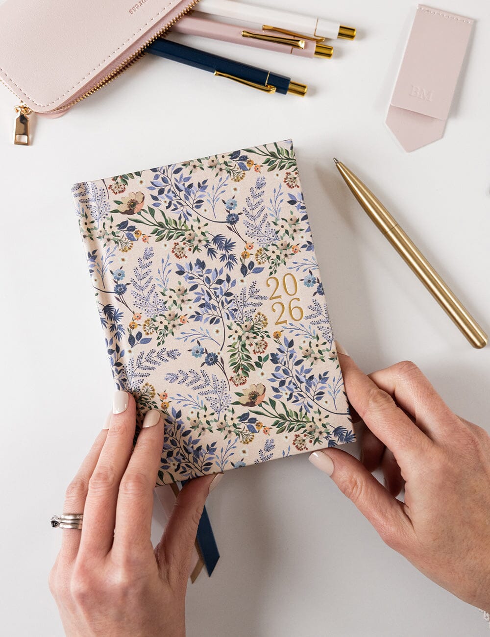 Bespoke Bluebuds Day to a page Linen Planner 2026