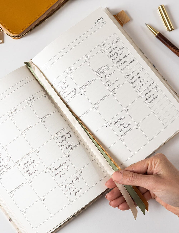 Bespoke Button Fern Desktop Linen Planner 2026