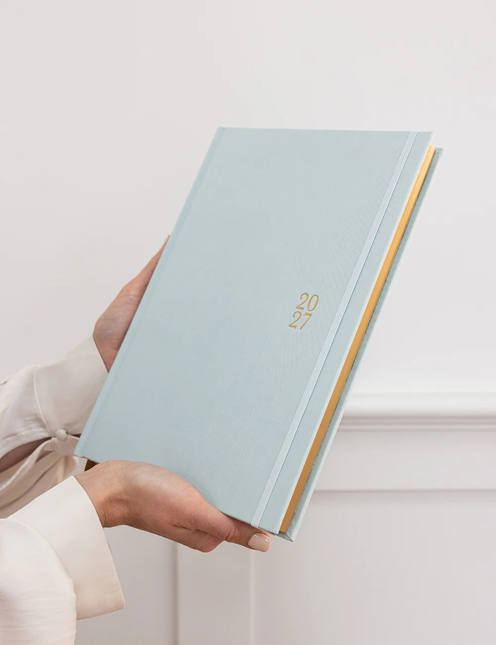 Bespoke Belvedere 2027 Desktop A4 Planner