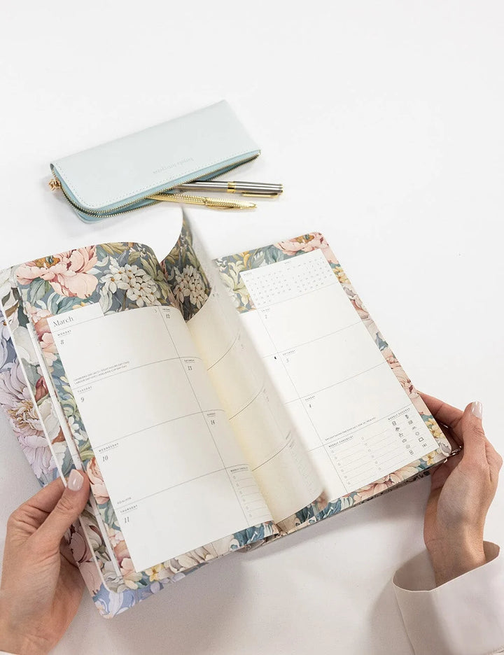 Bespoke 2027 Weekly Calendar Notebook
