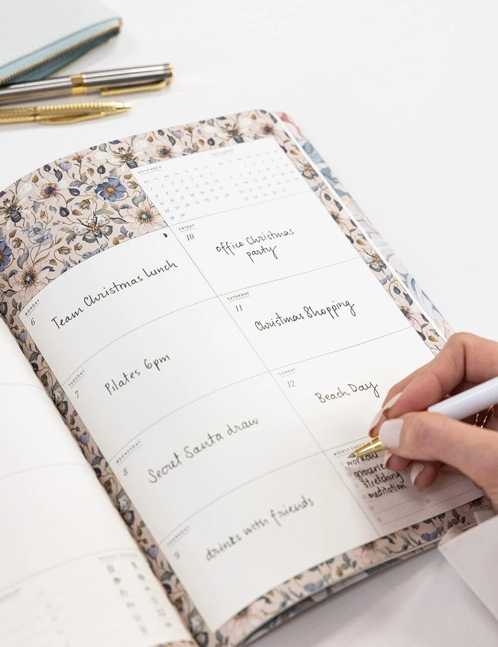 Bespoke 2027 Weekly Calendar Notebook