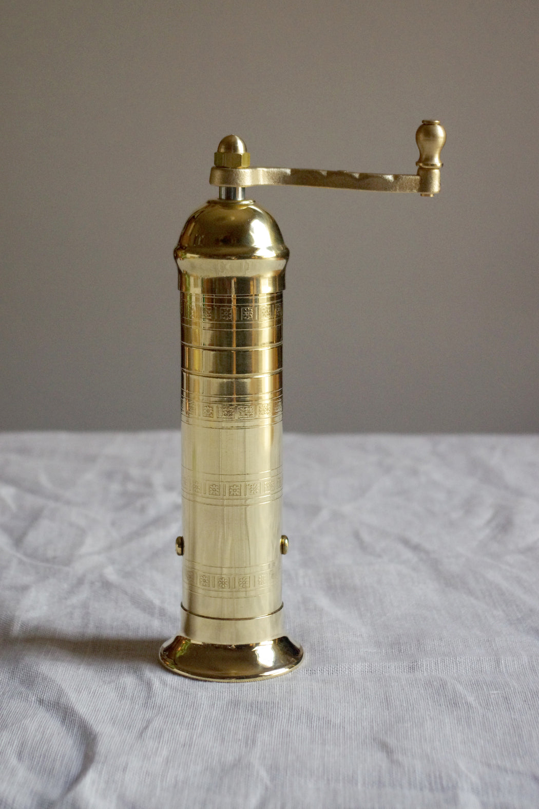 Alexander Pepper Mill Brass 20cm #103