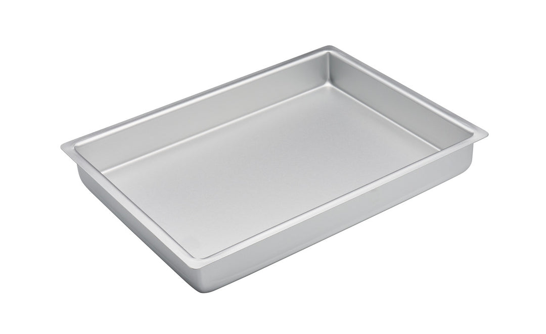Aluminum baking pan on a white background