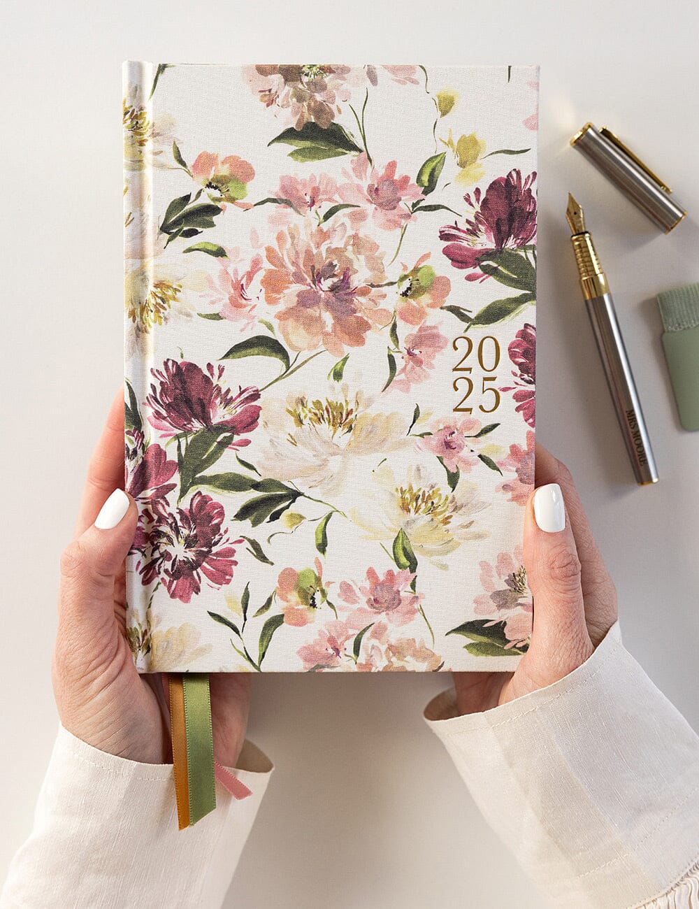 Bespoke Petite Linen Bound Planner 2025: Peony