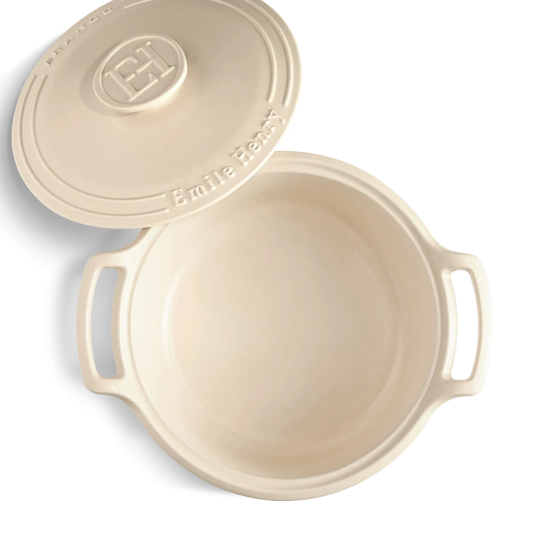 Emile Henry Sublime Casserole 4L: Sand