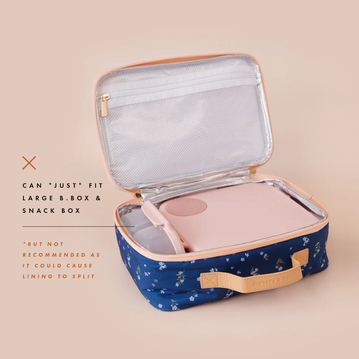Blue lunch bag on a beige background