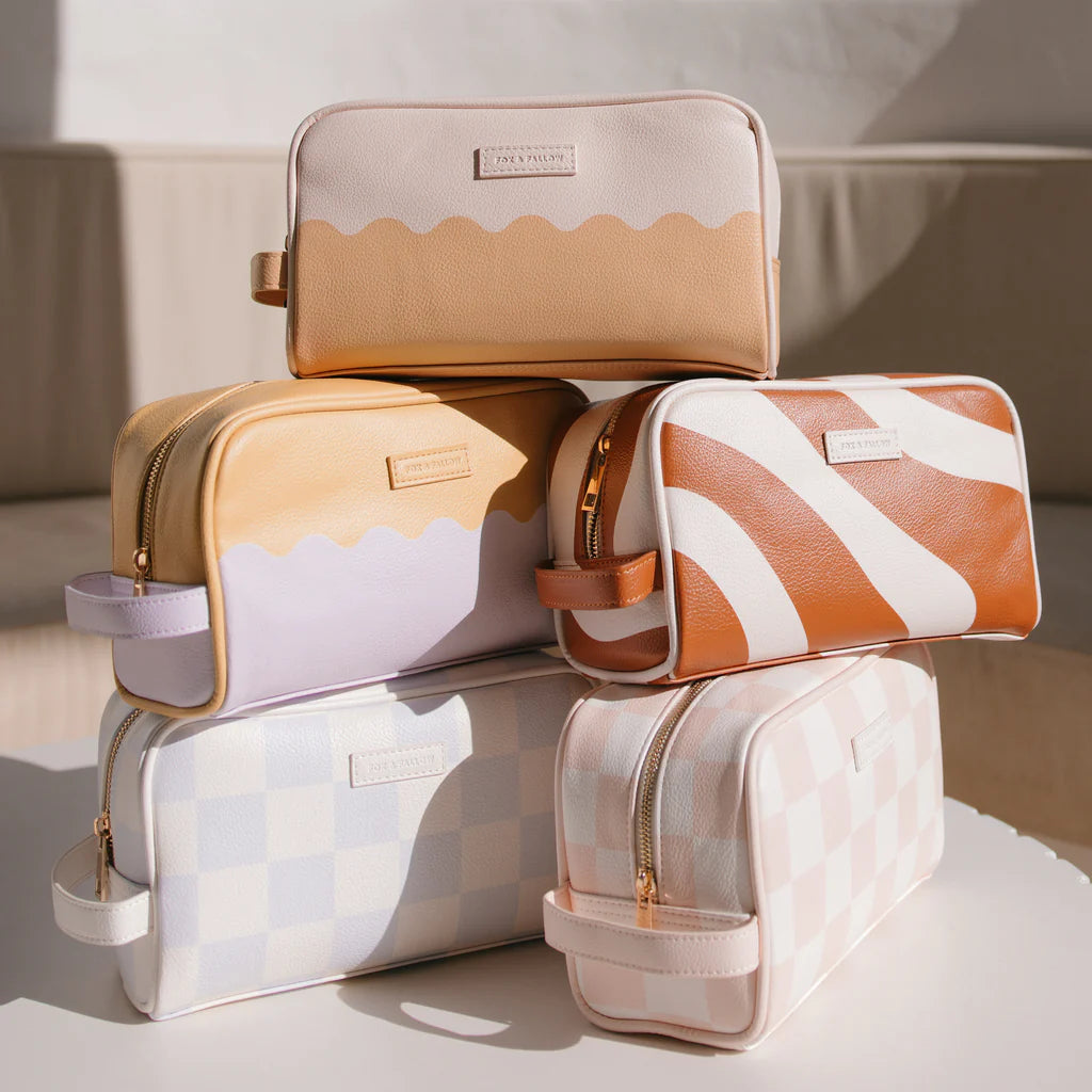 Toiletry Bag: Caramel Ripple