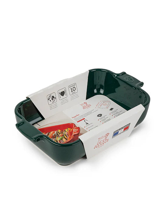 Green baker and instructions on a white background