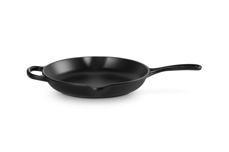 Le Creuset Skillet 26cm: Satin Black