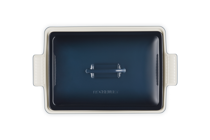 Navy Rectangular baking dish on a white background