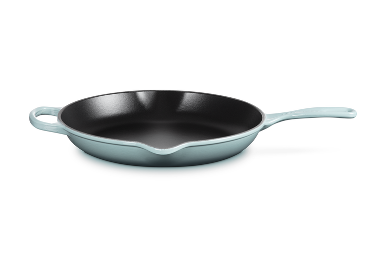 Le Creuset Skillet 30cm: Sea Salt