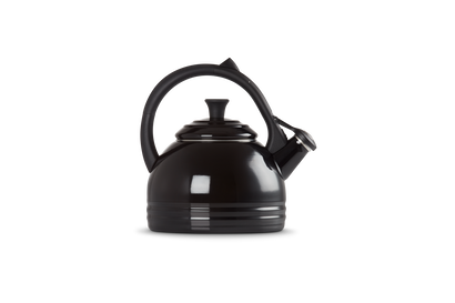 Le Creuset Peruh Kettle 1.9L:  Black