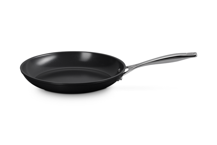 Le Creuset Non-Stick Ceramic Shallow Frypan Pan 30cm