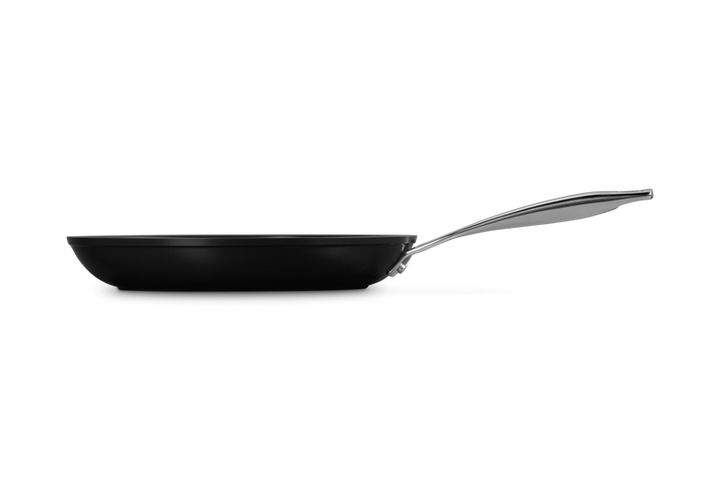 Le Creuset Non-Stick Ceramic Shallow Frypan Pan 30cm
