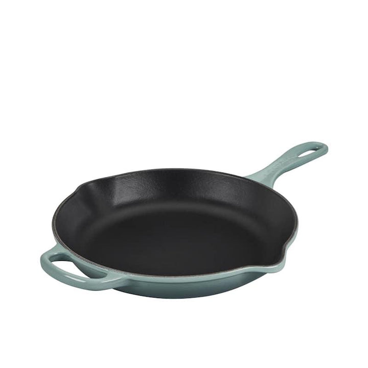 Le Creuset Skillet 26cm: Sea Salt