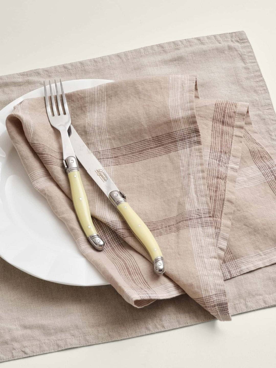 Carlotta & Gee Linen Placemats: Natural