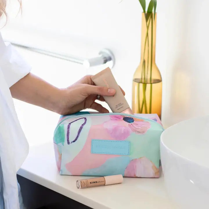 Travel Makeup Bag - Fleur