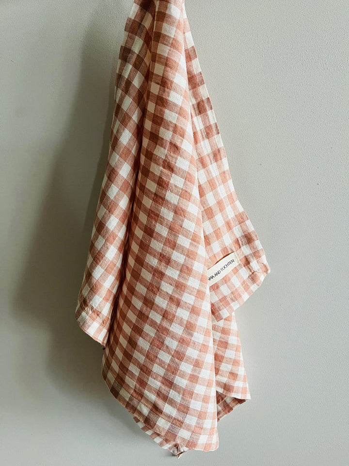 Mama & Tochter Pure French Linen Tea Towel: Blush Gingham
