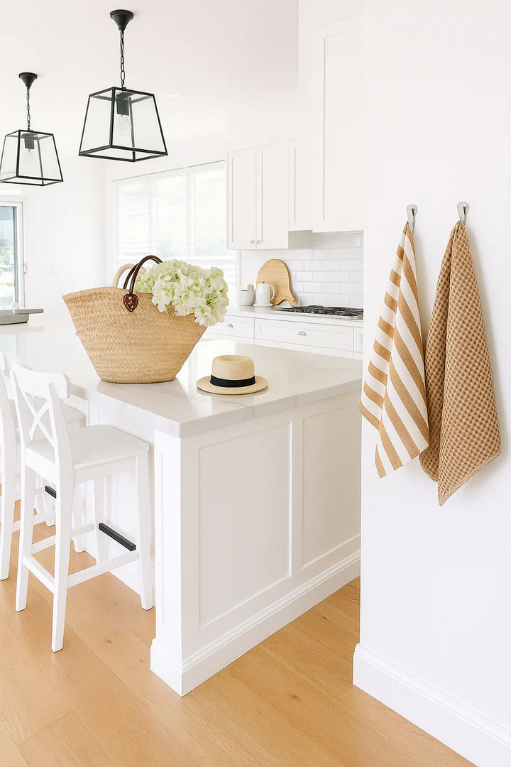 Mama & Tochter Pure French Linen Tea Towel: Wide Toffee Stripe