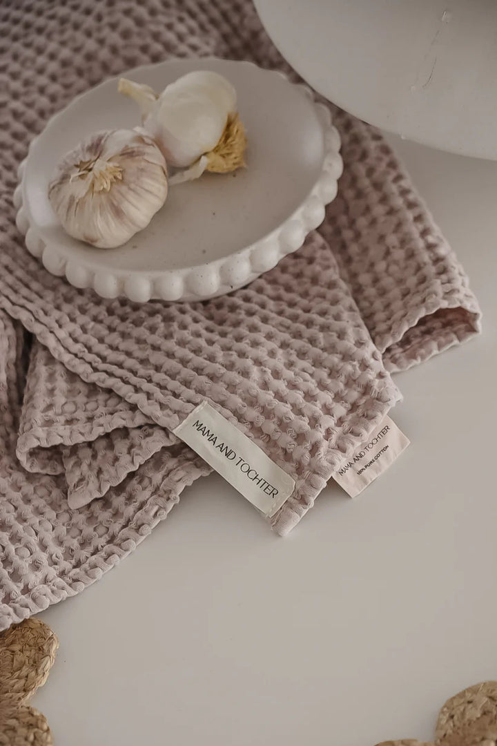 Mama & Tochter Waffle Tea Towel: Dusty Pink