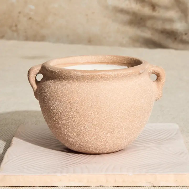 Terracotta Pottery Candle - Myrrh &amp; Tonka