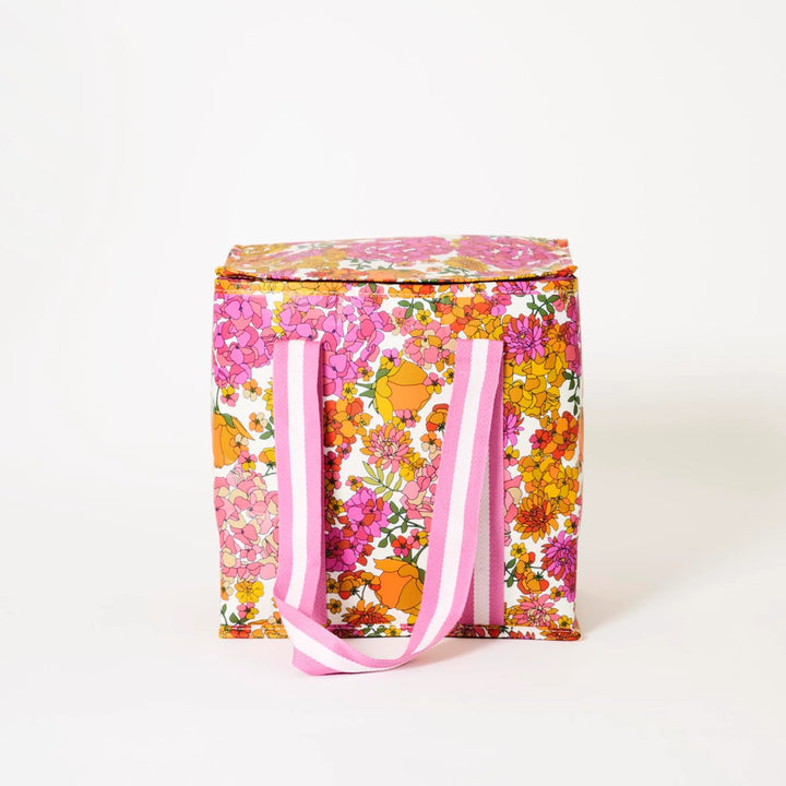 Medium Insulated Tote: Hydrangea