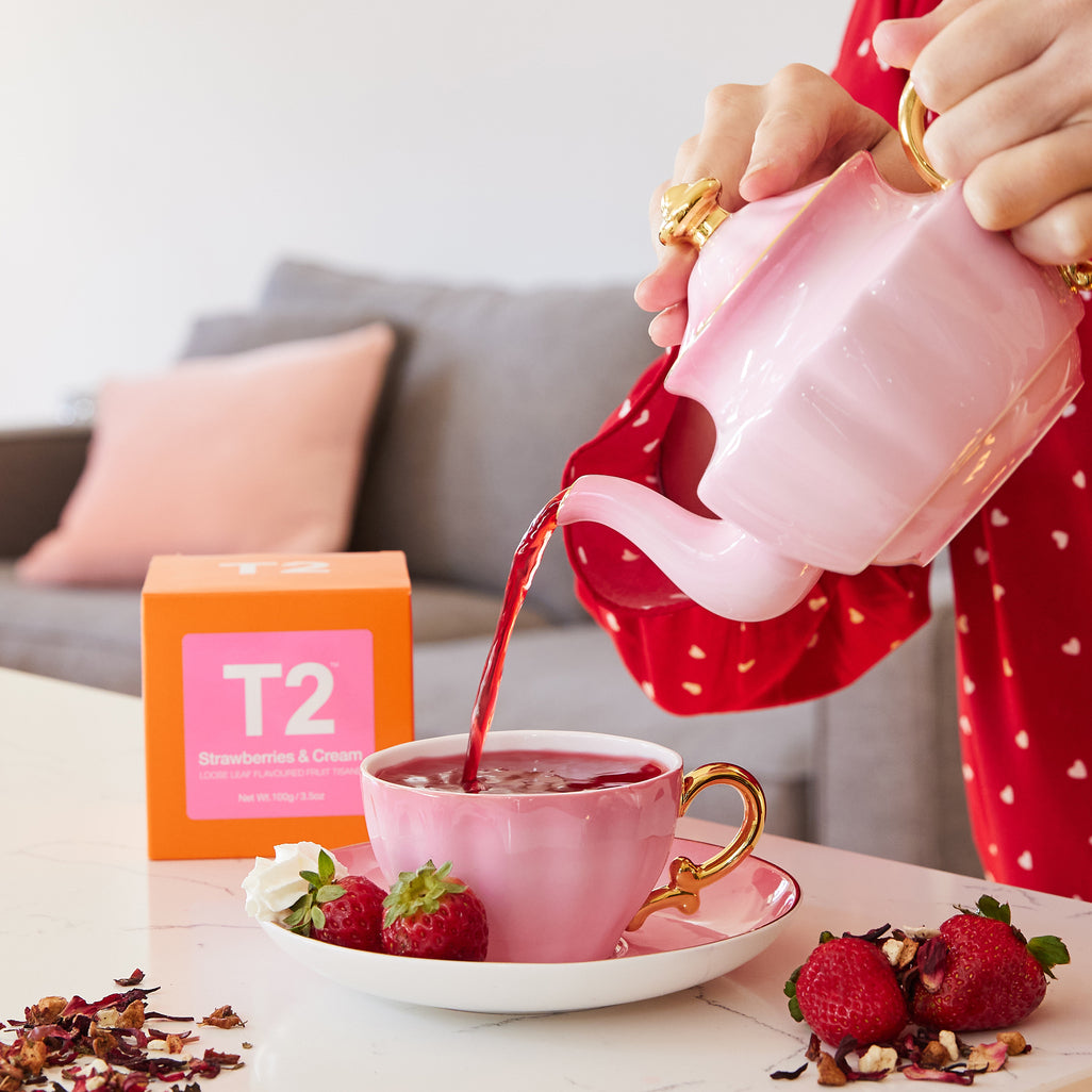 T2 Strawberries & Cream Loose Leaf