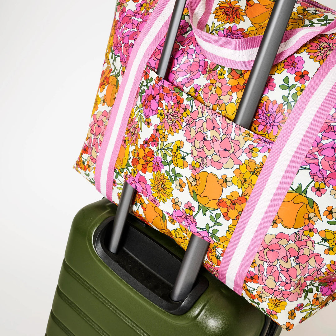 Zip Medium Tote: Hydrangea