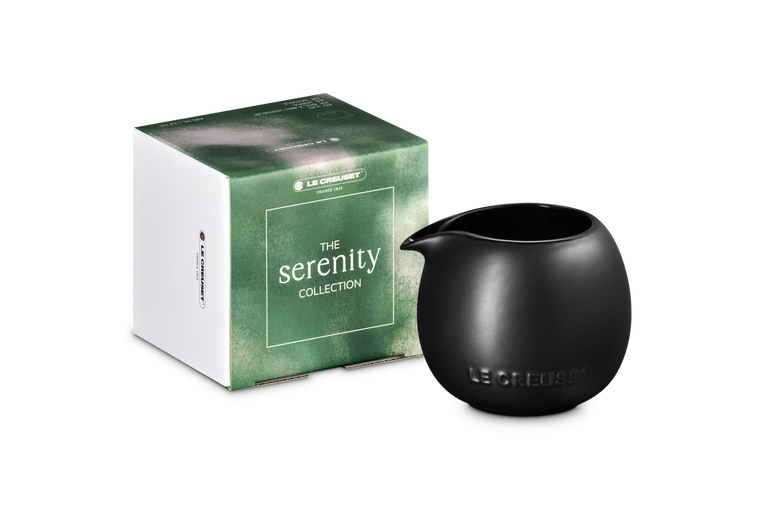 Le Creuset Sphere Jug 440ml: Matte Black