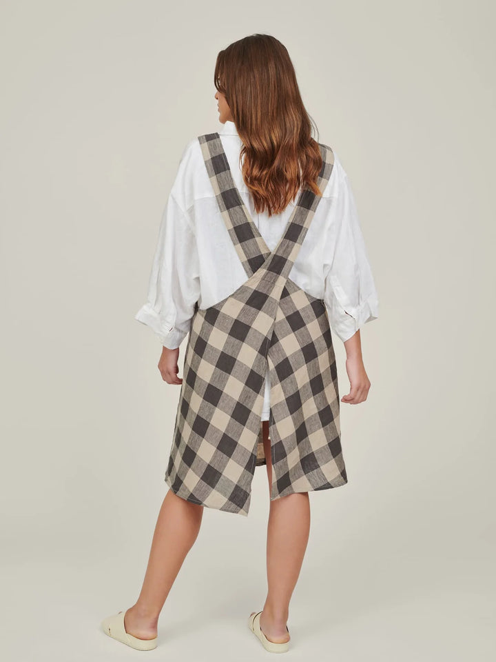 Carlotta & Gee Linen Apron: Natural-Dark Check