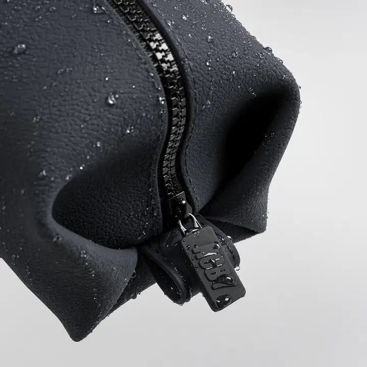The Koby Lite Toiletry Bag: Charcoal