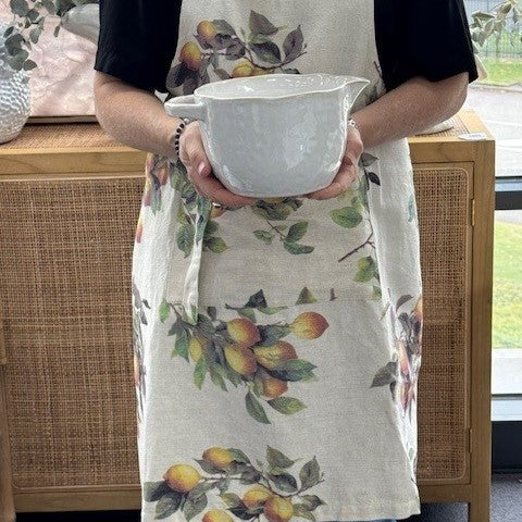 Ceramic Pouring Bowl 23cm