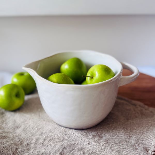 Ceramic Pouring Bowl 23cm