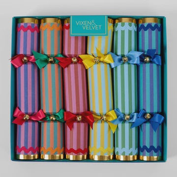La Dolce Vita Striped Christmas Crackers