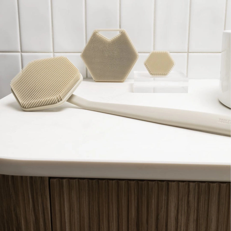 The Face Scrubber: Sand