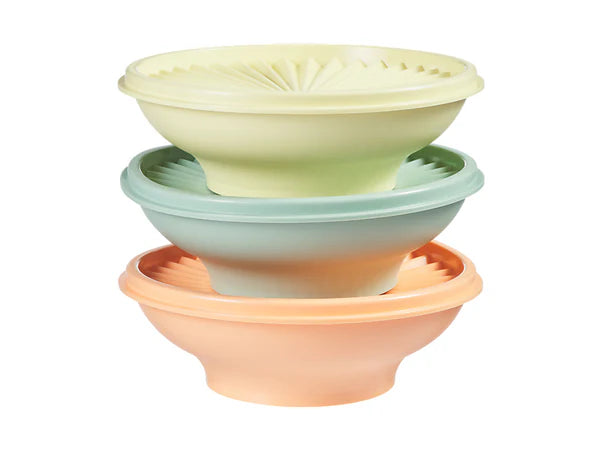 Tupperware Heritage Salad Bowl Set of 3  *ARRIVING IN 1 WEEK*
